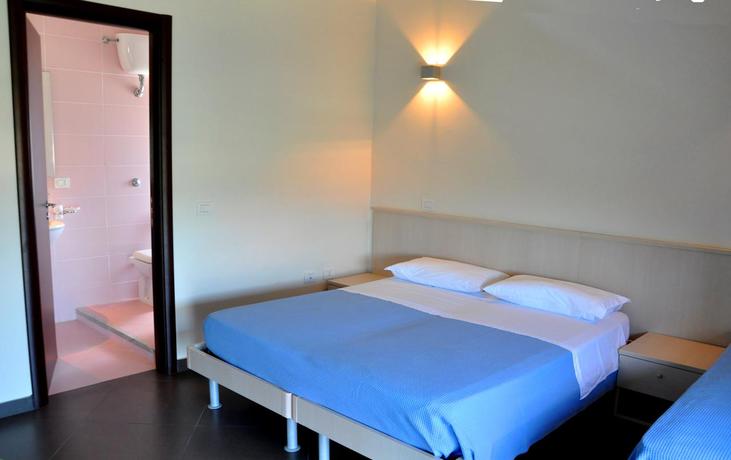 Imagen de la habitación del Hotel Albergo Riviera Spineta. Foto 8