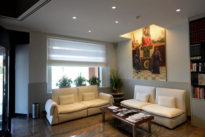 Imagen de los interiores del Hotel Albergo Roma, Bw Signature Collection. Foto 17