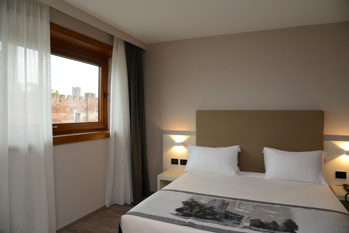 Imagen de la habitación del Hotel Albergo Roma, Bw Signature Collection. Foto 5