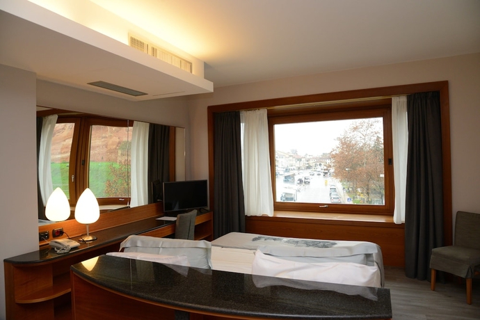 Imagen de la habitación del Hotel Albergo Roma, Bw Signature Collection. Foto 11