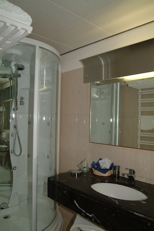 Imagen de la habitación del Hotel Albergo Roma, Bw Signature Collection. Foto 15