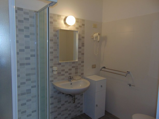 Imagen de la habitación del Hotel Albergo Rossana. Foto 7