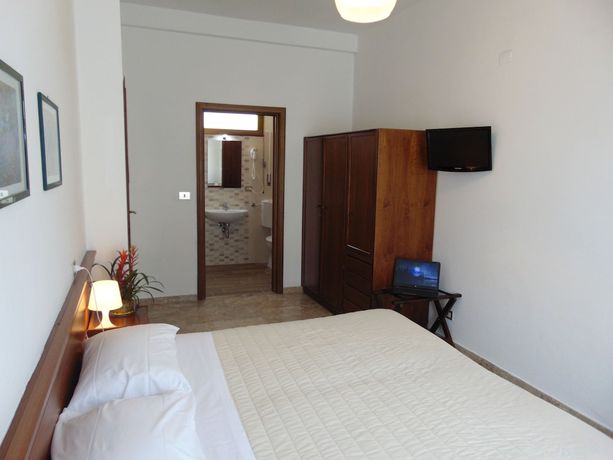 Imagen de la habitación del Hotel Albergo Rossana. Foto 8