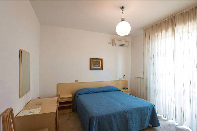 Imagen de la habitación del Hotel Albergo Rossana. Foto 11
