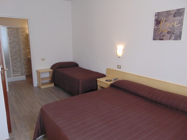 Imagen de la habitación del Hotel Albergo Rossana. Foto 14