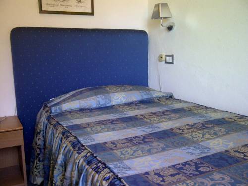 Imagen de la habitación del Hotel Albergo Rossella. Foto 5