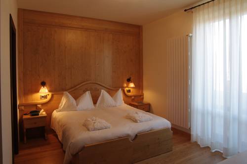 Imagen de la habitación del Hotel Albergo Rutzer. Foto 14