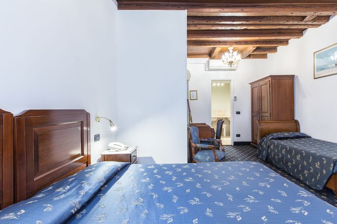 Imagen de la habitación del Hotel Albergo San Marco. Foto 7