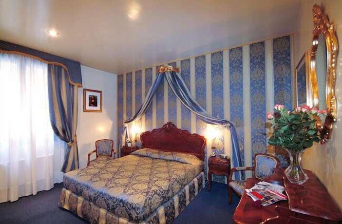 Imagen de la habitación del Hotel Albergo San Marco. Foto 14