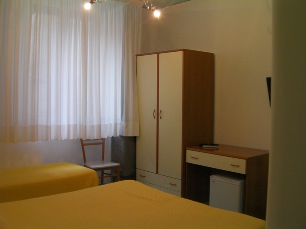 Imagen de la habitación del Hotel Albergo Sant'andrea. Foto 5