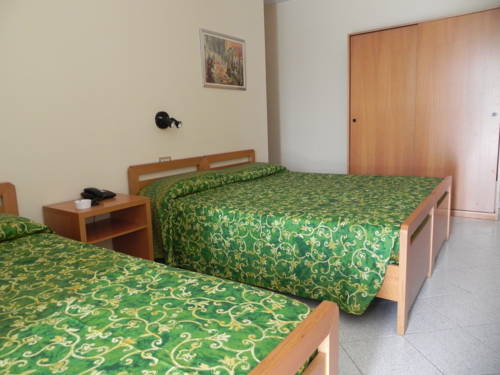 Imagen de la habitación del Hotel Albergo Sant'anna. Foto 4