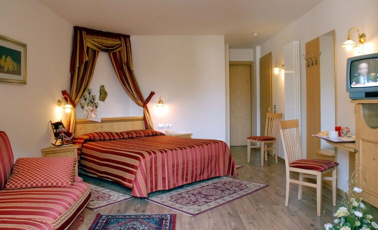 Imagen general del Hotel Albergo Sass Maor. Foto 19
