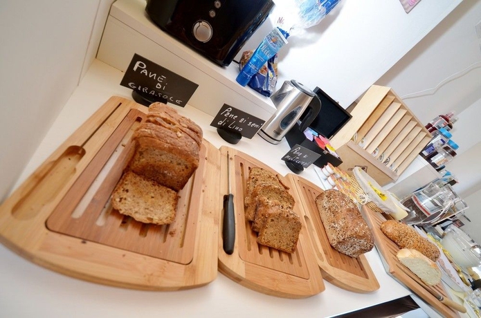 Imagen del bar/restaurante del Hotel Albergo Serena. Foto 2