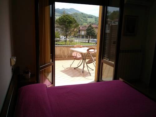 Imagen de la habitación del Hotel Albergo Shine. Foto 6