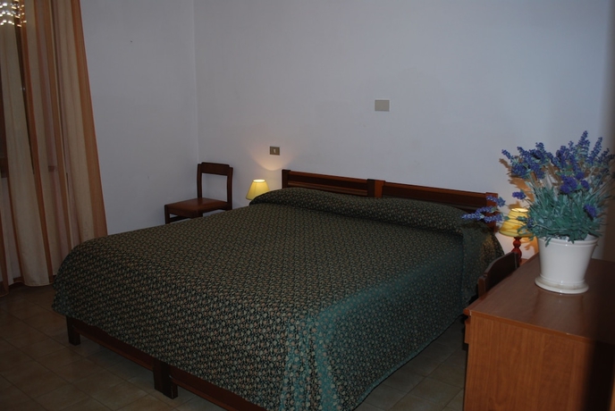 Imagen de la habitación del Hotel Albergo Smeraldo. Foto 8