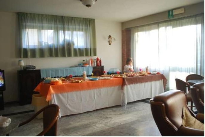 Imagen del bar/restaurante del Hotel Albergo Smeraldo. Foto 5