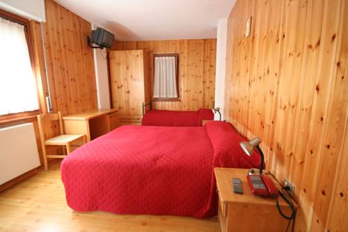 Imagen de la habitación del Hotel Albergo Soldanella. Foto 3