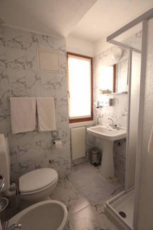 Imagen de la habitación del Hotel Albergo Soldanella. Foto 4