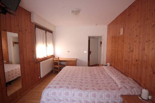 Imagen de la habitación del Hotel Albergo Soldanella. Foto 7