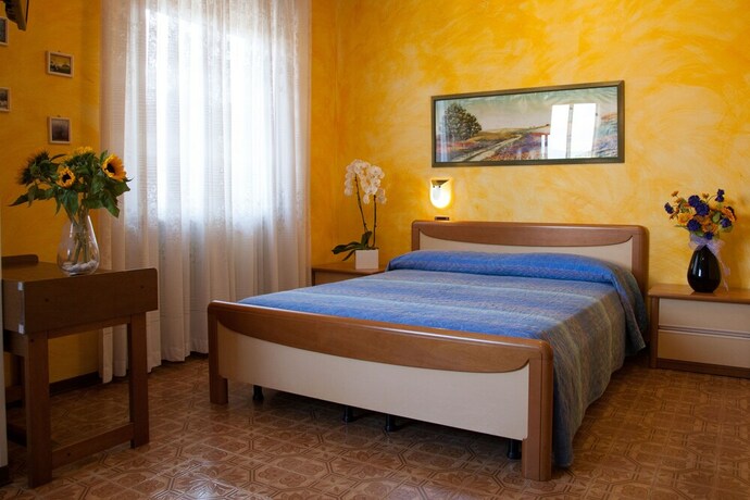 Imagen de la habitación del Hotel Albergo Stella D'oro. Foto 28