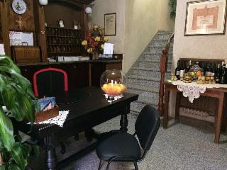 Imagen de los interiores del Hotel Albergo Stella, Tole. Foto 9