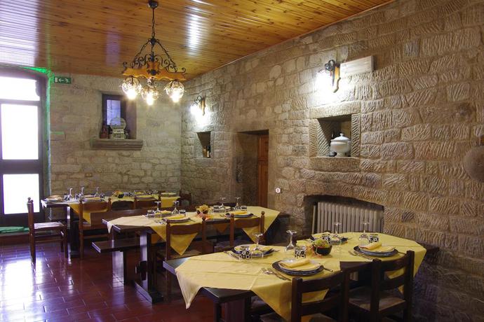 Imagen del bar/restaurante del Hotel Albergo Stella, Tole. Foto 4