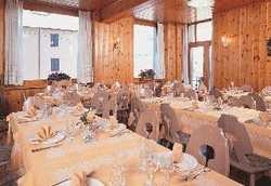 Imagen del bar/restaurante del Hotel Albergo Stelvio, Bormio. Foto 2
