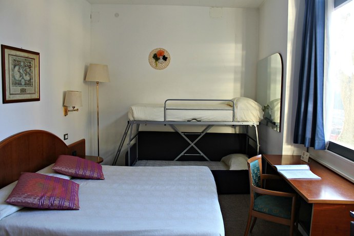 Imagen de la habitación del Hotel Albergo Stelvio. Foto 5