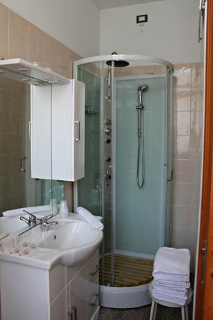 Imagen de la habitación del Hotel Albergo Stelvio. Foto 14