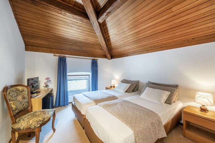 Imagen de la habitación del Hotel Albergo Svizzero. Foto 5