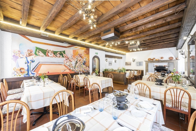 Imagen del bar/restaurante del Hotel Albergo Svizzero. Foto 4