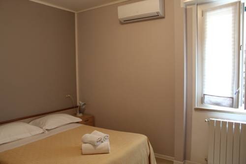 Imagen de la habitación del Hotel Albergo Tecla. Foto 4