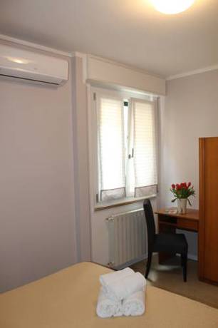 Imagen de la habitación del Hotel Albergo Tecla. Foto 5
