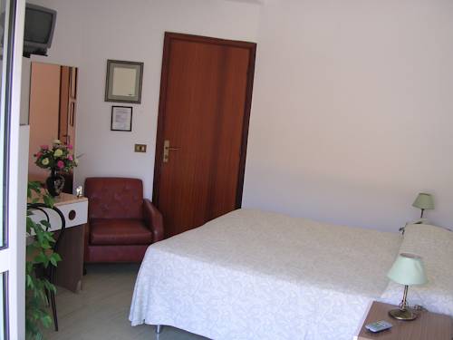 Imagen de la habitación del Hotel Albergo Tenda Verde. Foto 4