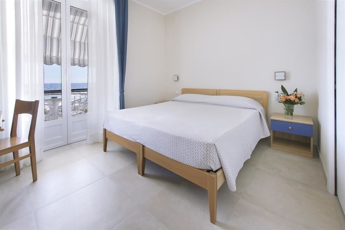 Imagen de la habitación del Hotel Albergo Teresa. Foto 7