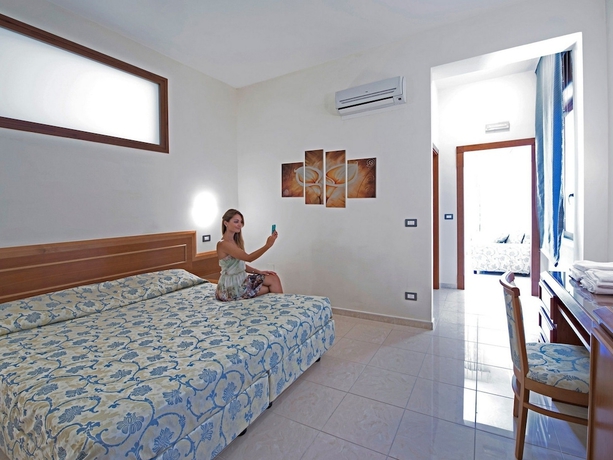 Imagen de la habitación del Hotel Albergo Terme Forlenza. Foto 5