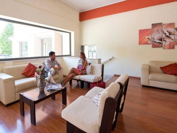 Imagen de los interiores del Hotel Albergo Terme Forlenza. Foto 7