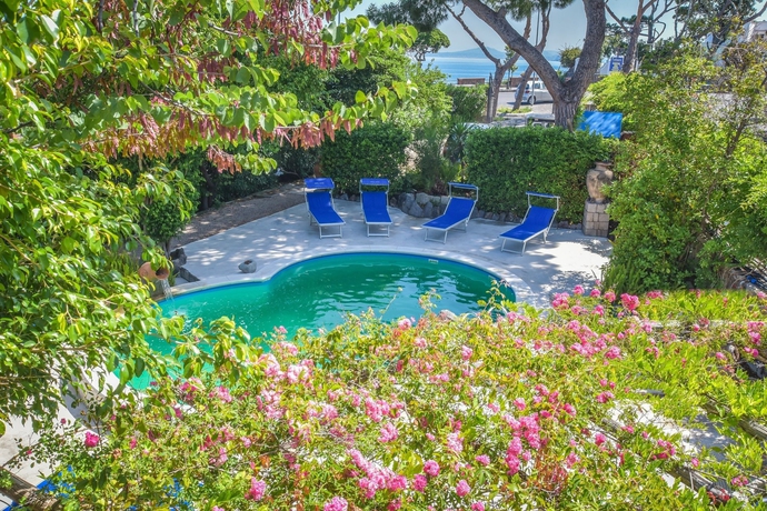 Imagen de la piscina del Hotel Albergo Terme Italia. Foto 16