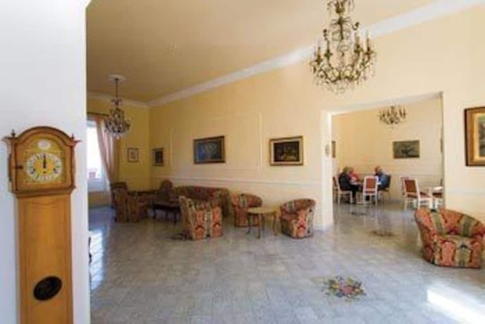 Imagen del bar/restaurante del Hotel Albergo Terme Villa Svizzera. Foto 3