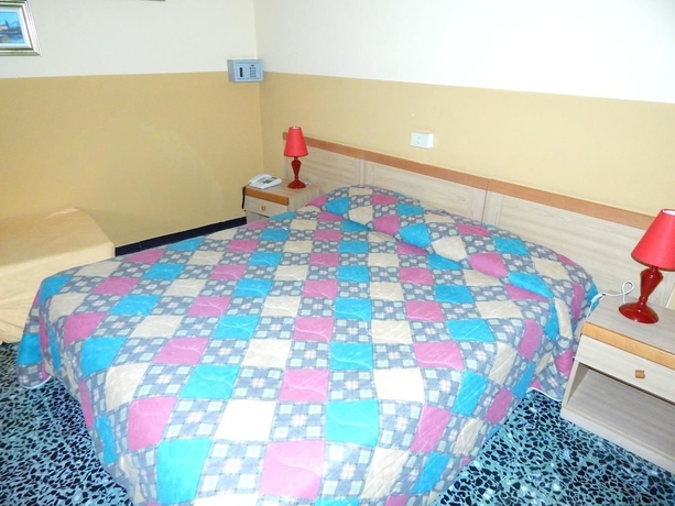 Imagen de la habitación del Hotel Albergo Torino. Foto 4