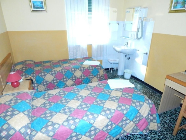 Imagen de la habitación del Hotel Albergo Torino. Foto 5