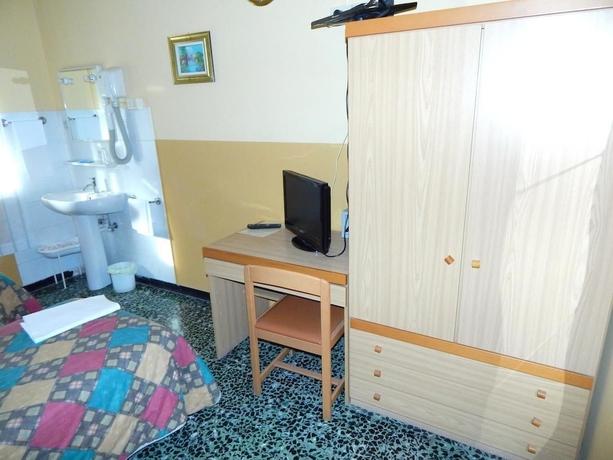 Imagen de la habitación del Hotel Albergo Torino. Foto 6
