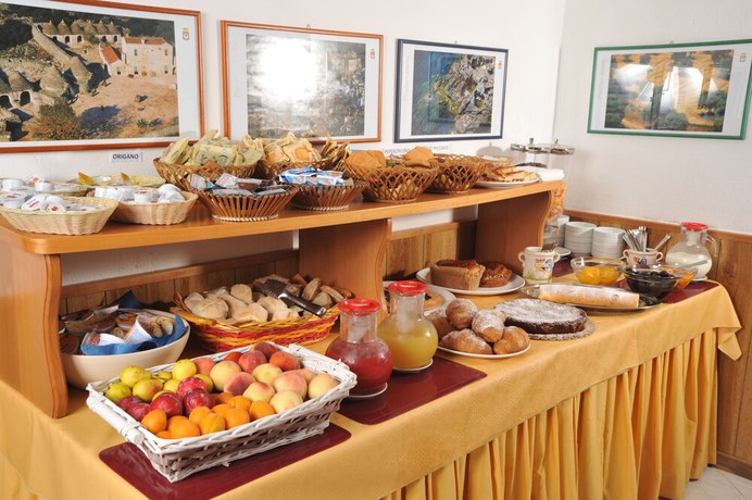 Imagen del bar/restaurante del Hotel Albergo Torrente. Foto 5
