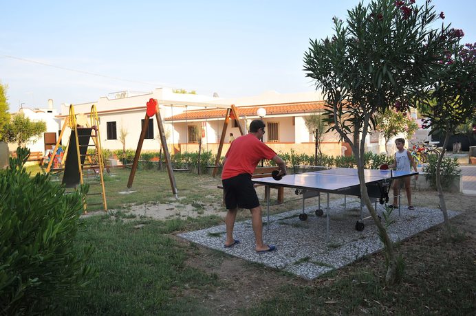 Imagen de los exteriores del Hotel Albergo Torrente. Foto 17