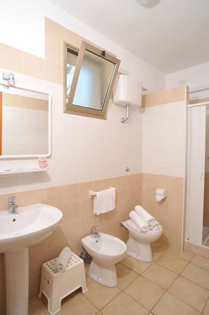 Imagen de la habitación del Hotel Albergo Torrente. Foto 16