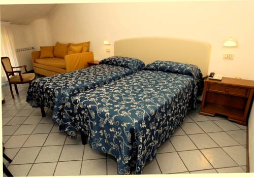 Imagen de la habitación del Hotel Albergo Umbria. Foto 6