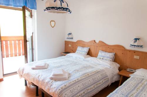 Imagen de la habitación del Hotel Albergo Vezzana. Foto 9