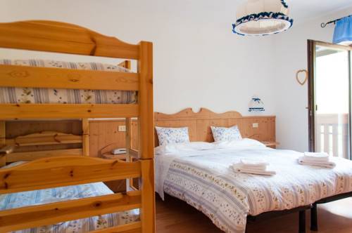 Imagen de la habitación del Hotel Albergo Vezzana. Foto 10