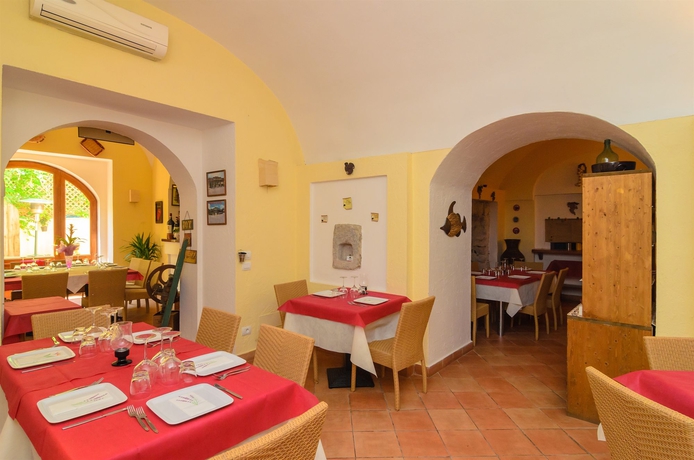 Imagen del bar/restaurante del Hotel Albergo Villa Giusto. Foto 3