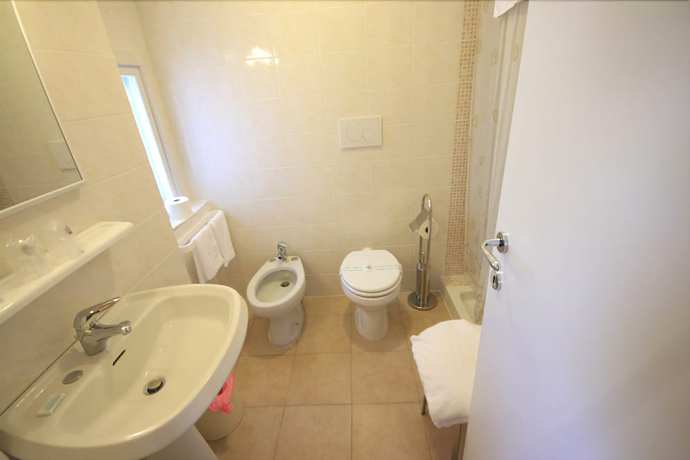 Imagen de la habitación del Hotel Albergo Villa Gradita. Foto 5